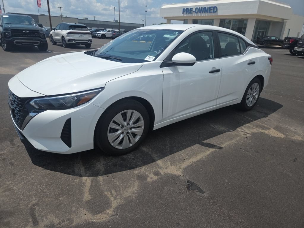 Used 2025 Nissan Sentra S FWD image 4