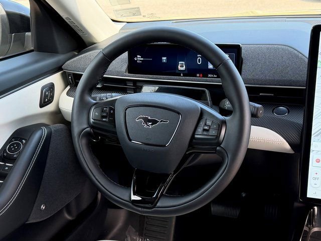 Certified 2025 Ford Mustang Mach-E Premium AWD/4WD image 18