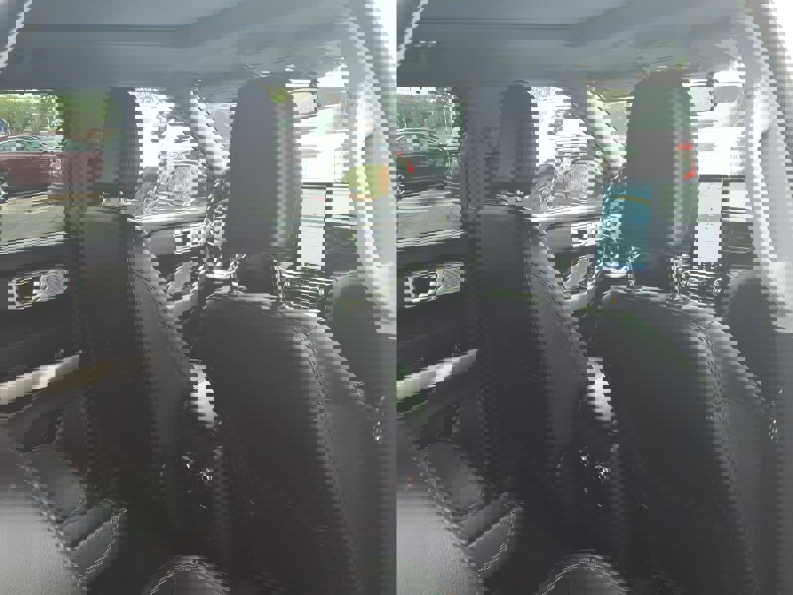 Certified 2023 Ford Explorer Limited w/ Limited Technology Package image 13