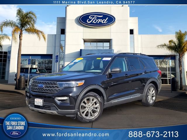 Certified 2022 Ford Explorer XLT w/ Equipment Group 202A RWD image 1