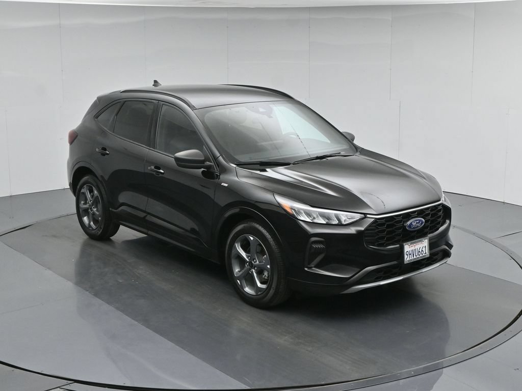 Certified 2023 Ford Escape ST-Line w/ Tech Pack #1 FWD image 40