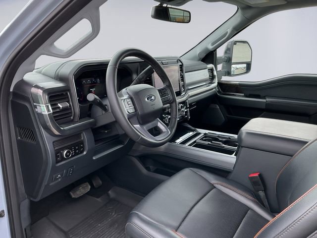 Certified 2025 Ford F450 Lariat w/ FX4 Off-Road Package AWD/4WD image 9