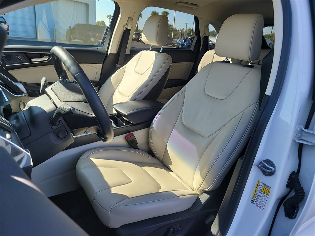 Certified 2020 Ford Edge Titanium image 18