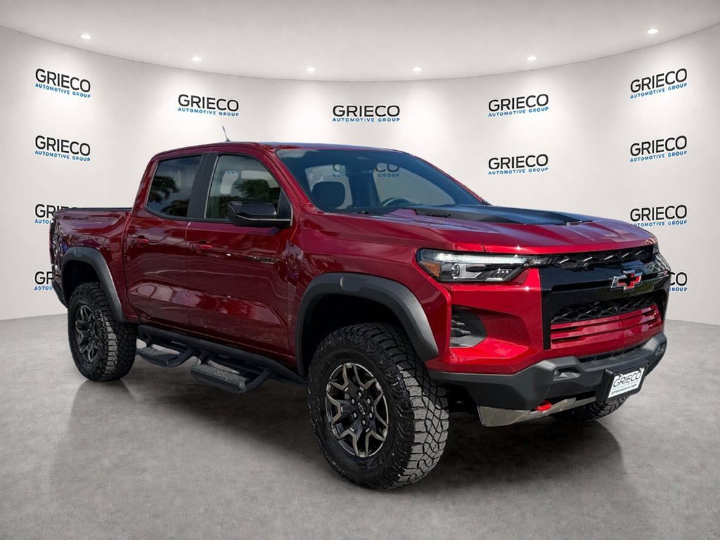 Used 2026 Chevrolet Colorado ZR2 w/ Technology Package AWD/4WD image 1