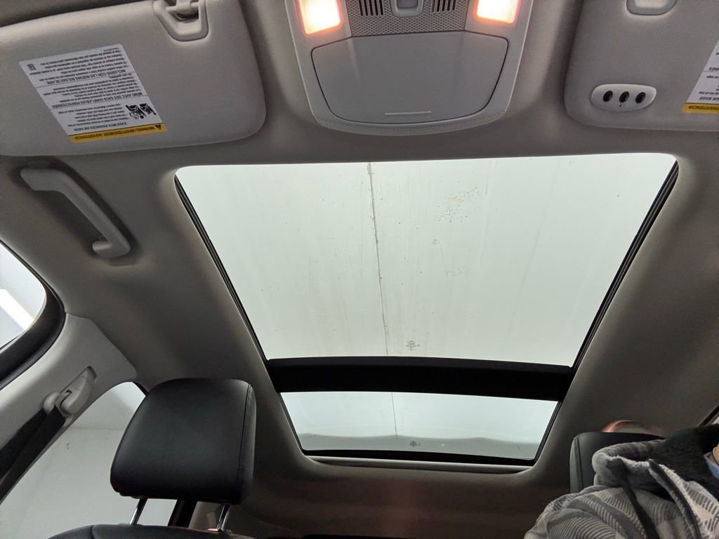 Certified 2022 Ford Edge SEL w/ Convenience Package image 4