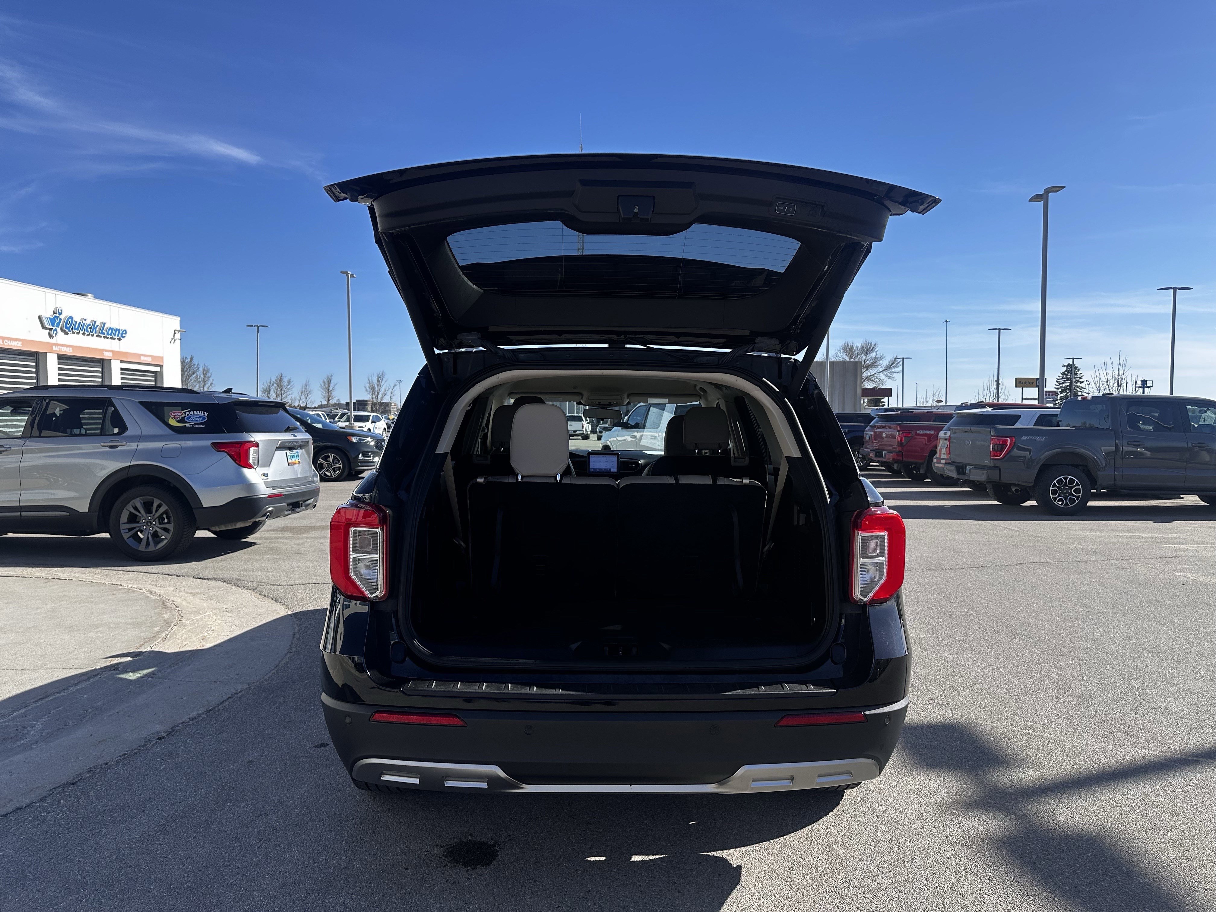 Certified 2023 Ford Explorer XLT w/ Equipment Group 202A AWD/4WD image 22