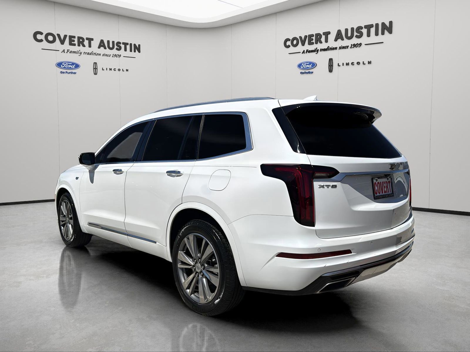 Used 2021 Cadillac XT6 Premium Luxury image 3