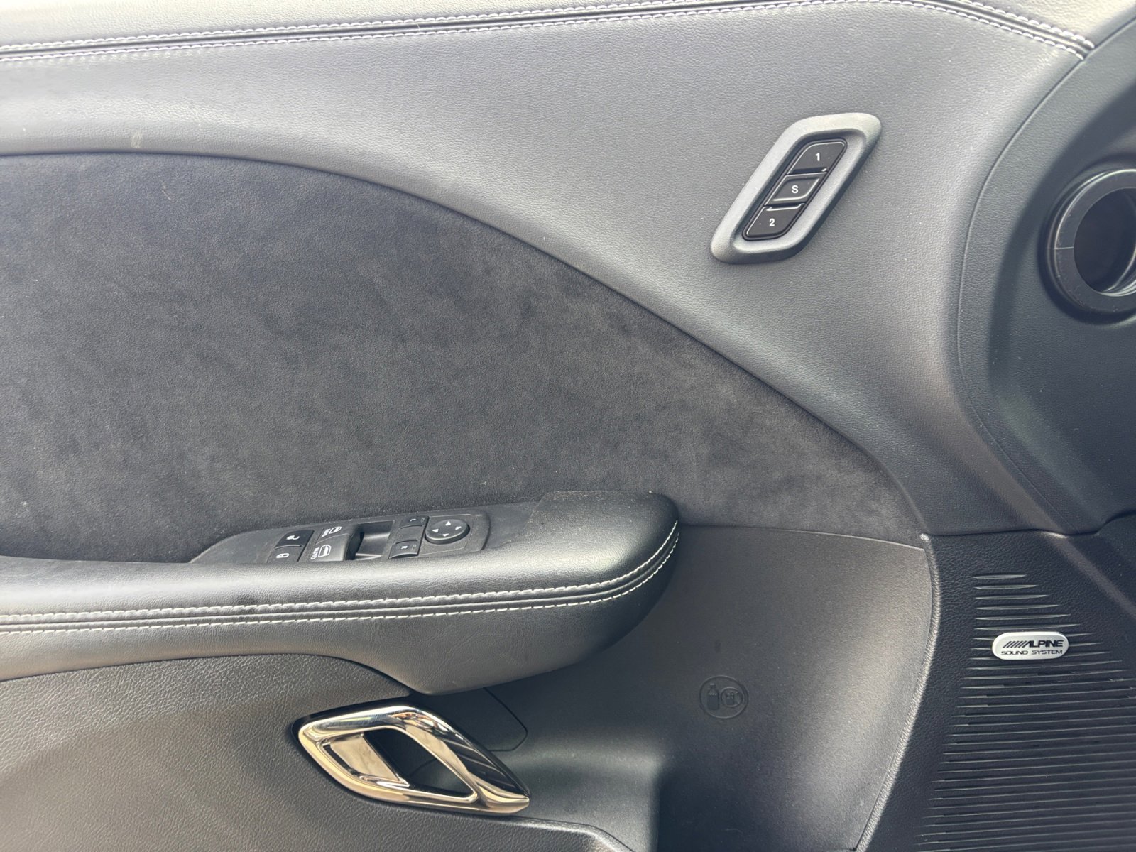 Used 2023 Dodge Challenger SRT Hellcat w/ Driver Convenience Group image 16