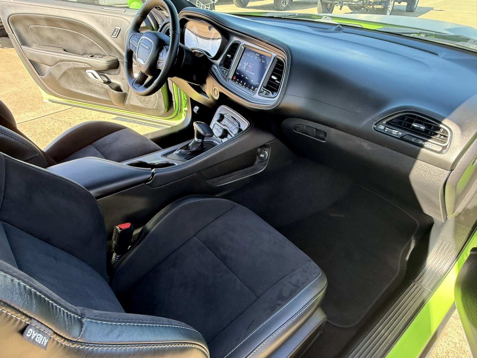 Used 2023 Dodge Challenger R/T Scat Pack w/ T/A Package image 33