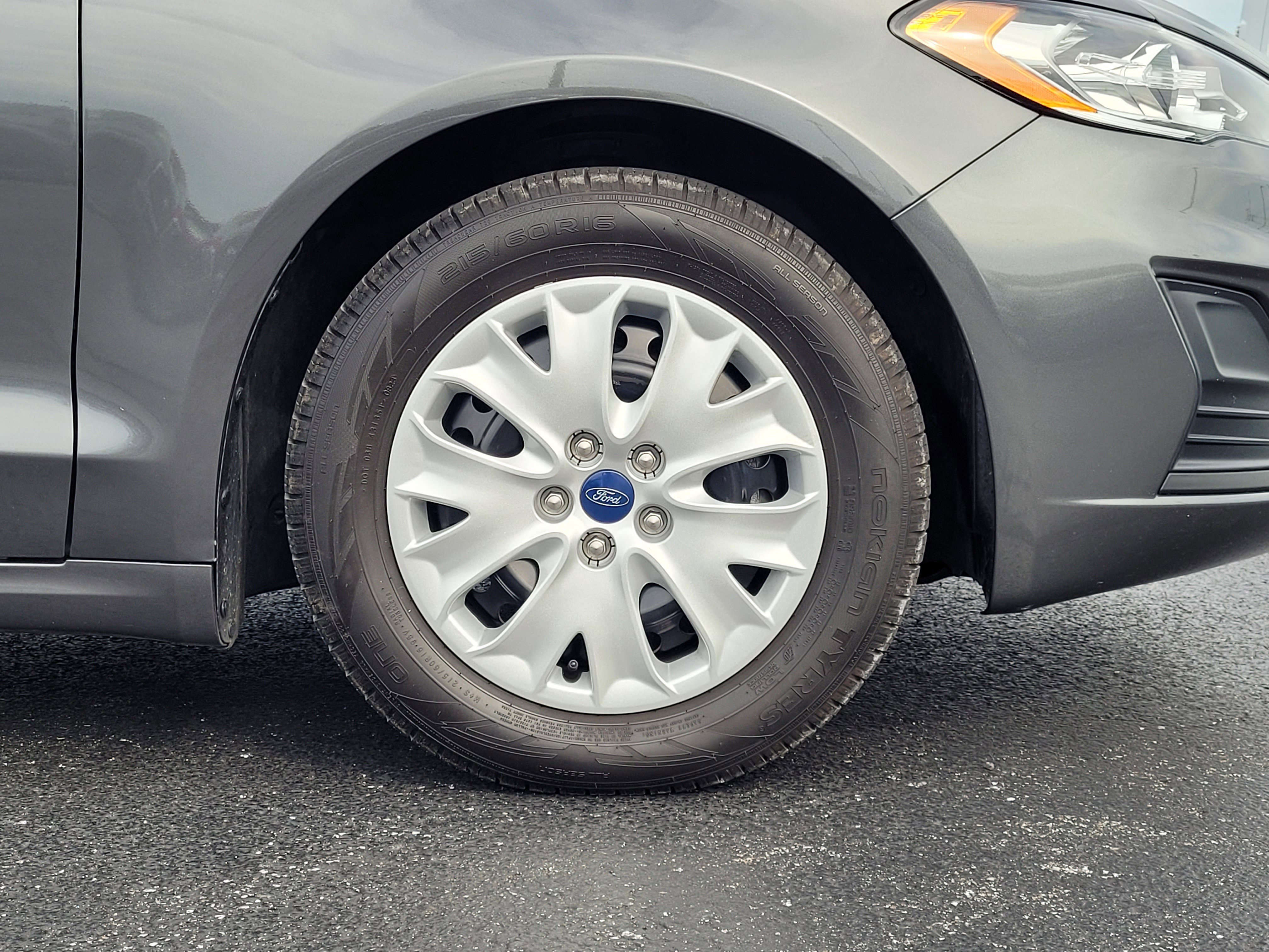 Certified 2019 Ford Fusion S FWD image 10