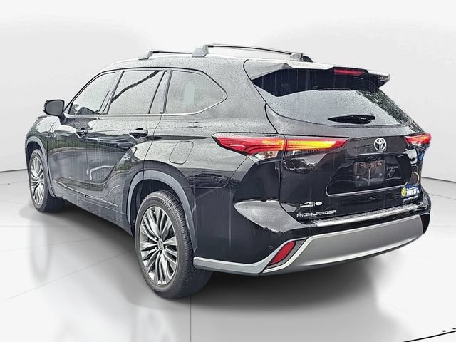 Used 2021 Toyota Highlander Platinum FWD image 7