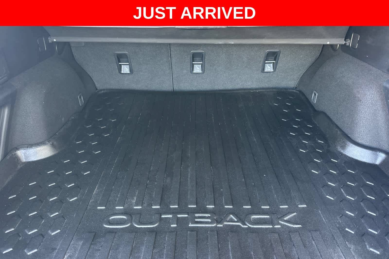 Used 2023 Subaru Outback Premium AWD/4WD image 16