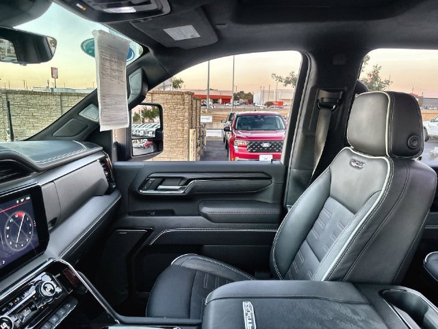 Used 2024 GMC Sierra 2500 AT4X AWD/4WD image 13