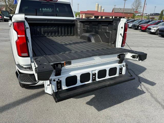 Used 2024 Chevrolet Silverado 3500 High Country w/ High Country Premium Package image 23