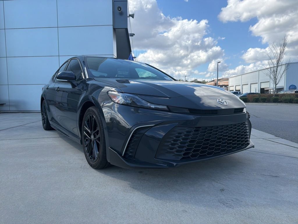 Used 2025 Toyota Camry SE w/ Multimedia Upgrade Package image 1