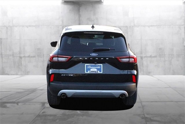 Certified 2024 Ford Escape Active w/ Cold Weather Package image 6