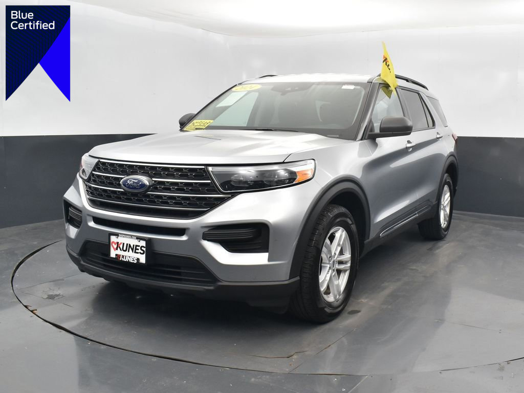 Certified 2024 Ford Explorer XLT w/ Class IV Trailer Tow Package