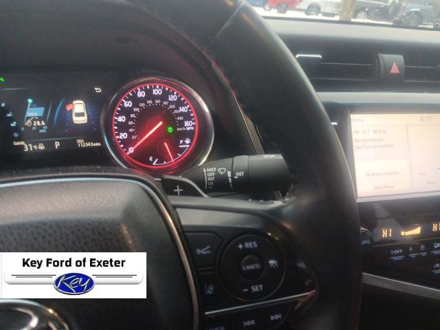 Used 2018 Toyota Camry XSE image 33