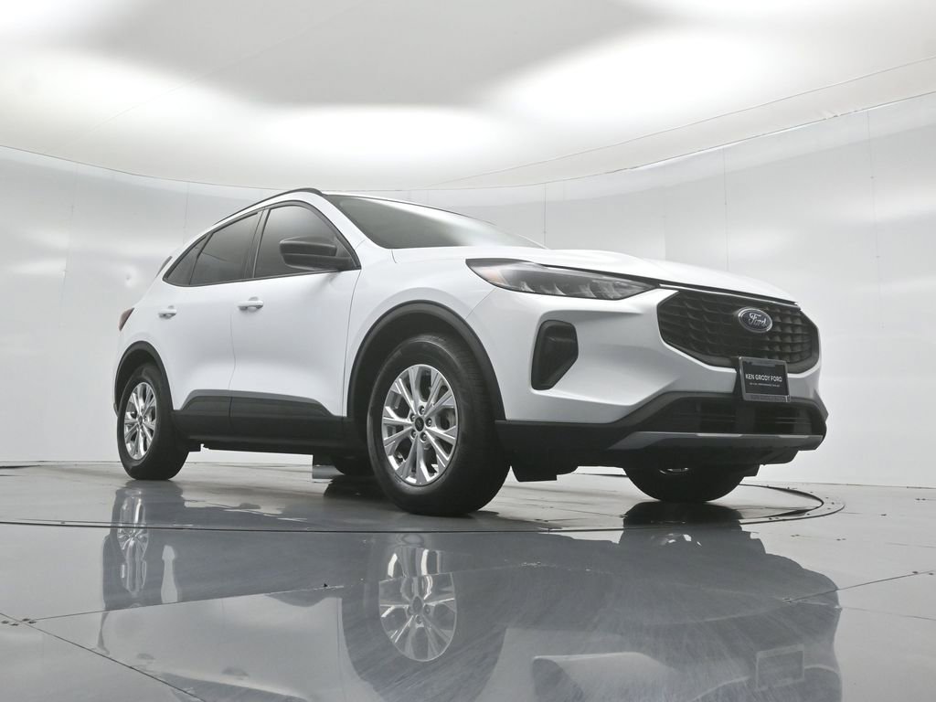 Certified 2025 Ford Escape Active w/ Tech Pack #1 FWD image 44
