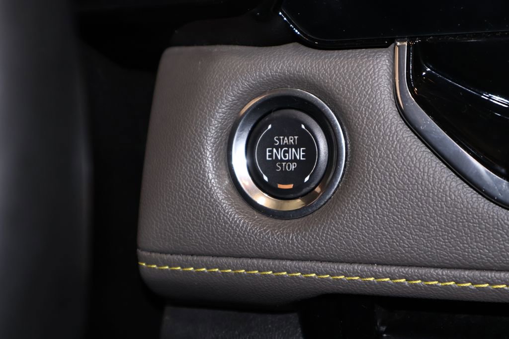 Used 2024 Chevrolet Colorado ZR2 w/ ZR2 Convenience Package III image 25