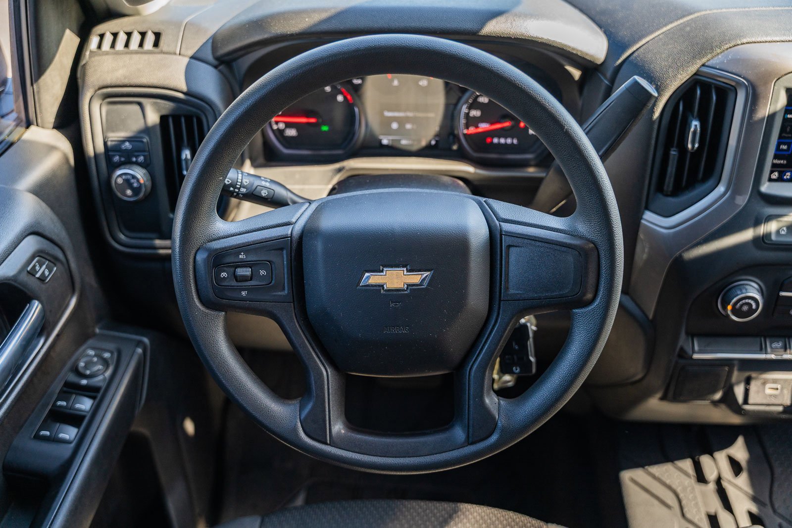 Used 2020 Chevrolet Silverado 1500 Custom w/ Custom Value Package image 26