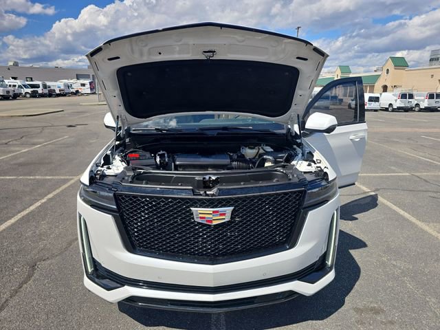 Used 2021 Cadillac Escalade Sport w/ Driver Assist Tech Package image 10