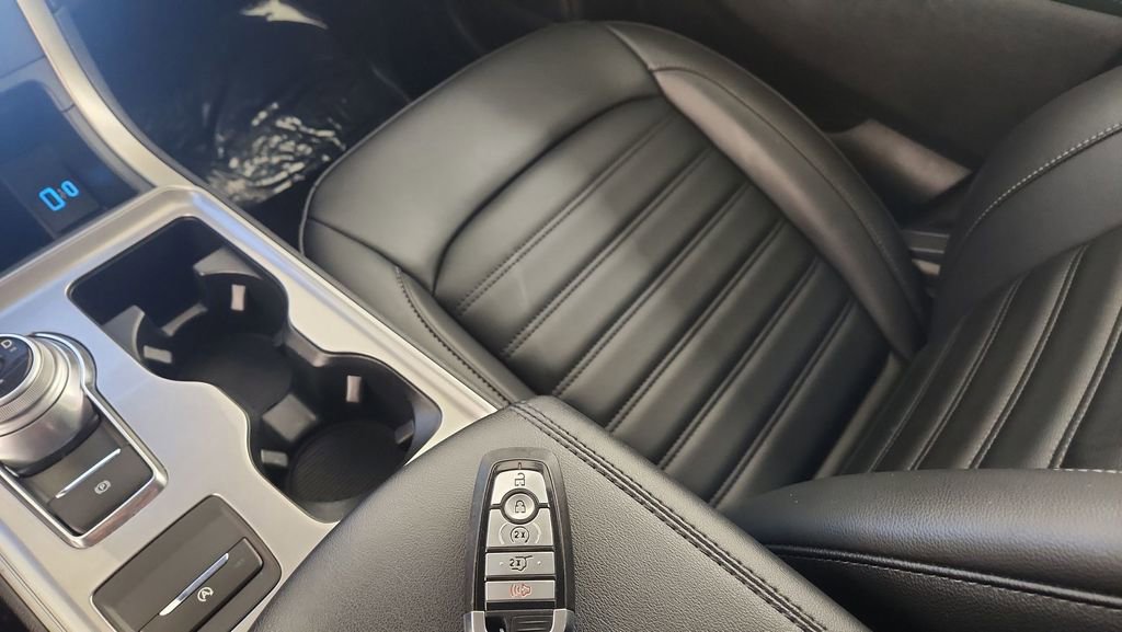 Certified 2024 Ford Edge SEL w/ Convenience Package image 22