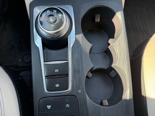 Certified 2022 Ford Escape SEL image 17