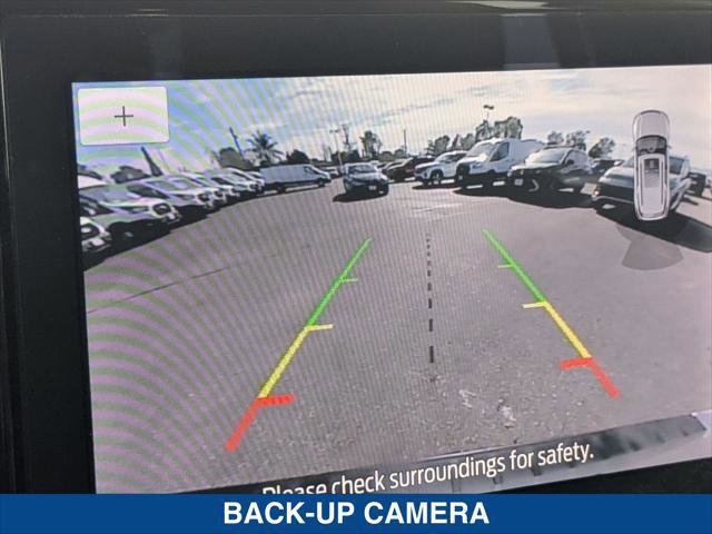 Certified 2022 Ford Explorer XLT image 18