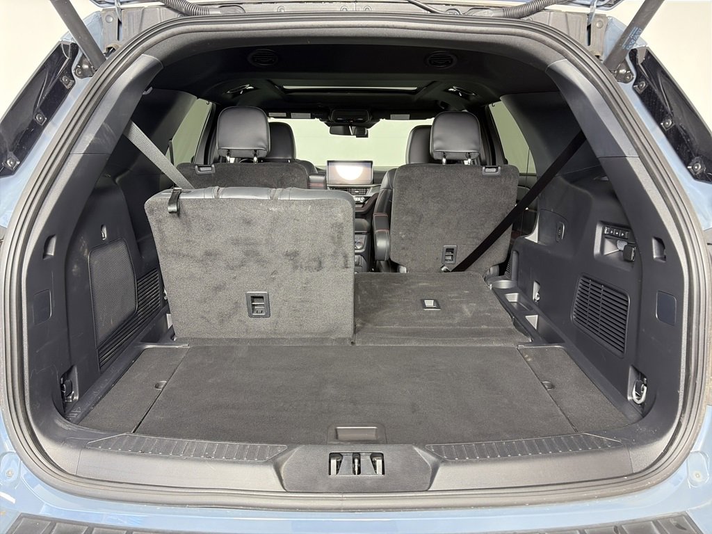 Certified 2025 Ford Explorer ST-Line w/ Premium Package image 27