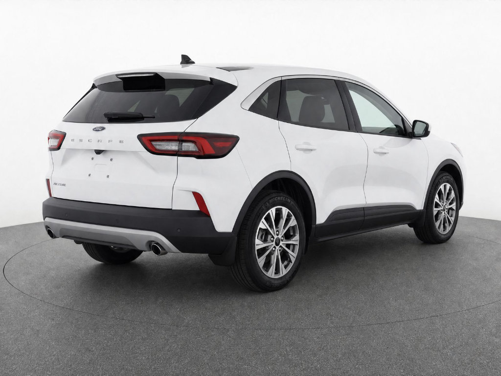 Certified 2024 Ford Escape Active w/ Tech Pack #2 FWD image 4