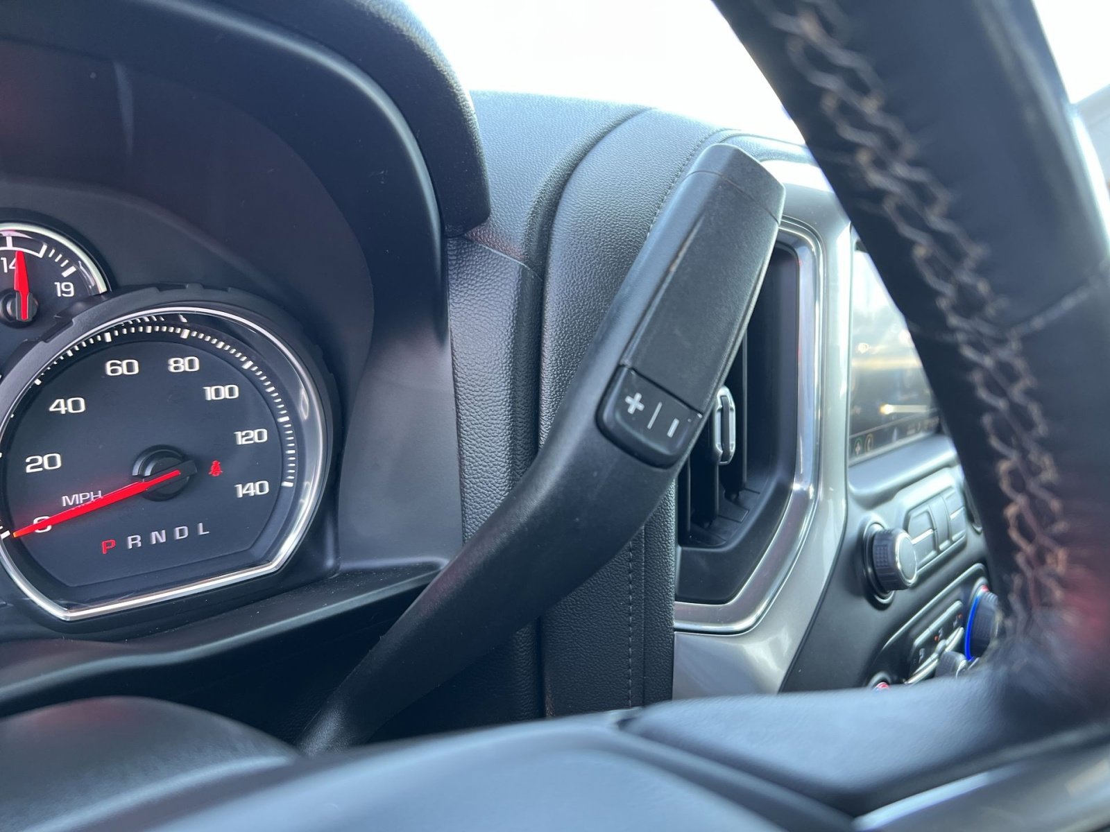 Used 2022 Chevrolet Silverado 1500 LT Trail Boss w/ Bed Protection Package AWD/4WD image 29