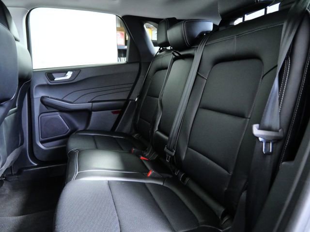 Certified 2022 Ford Escape Titanium w/ Class II Trailer Tow Package image 14