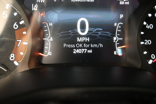 Used 2023 Jeep Compass Limited AWD/4WD image 9