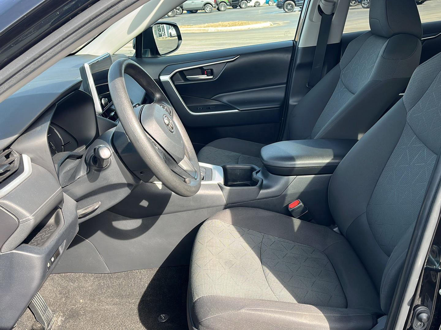 Used 2023 Toyota RAV4 XLE image 10