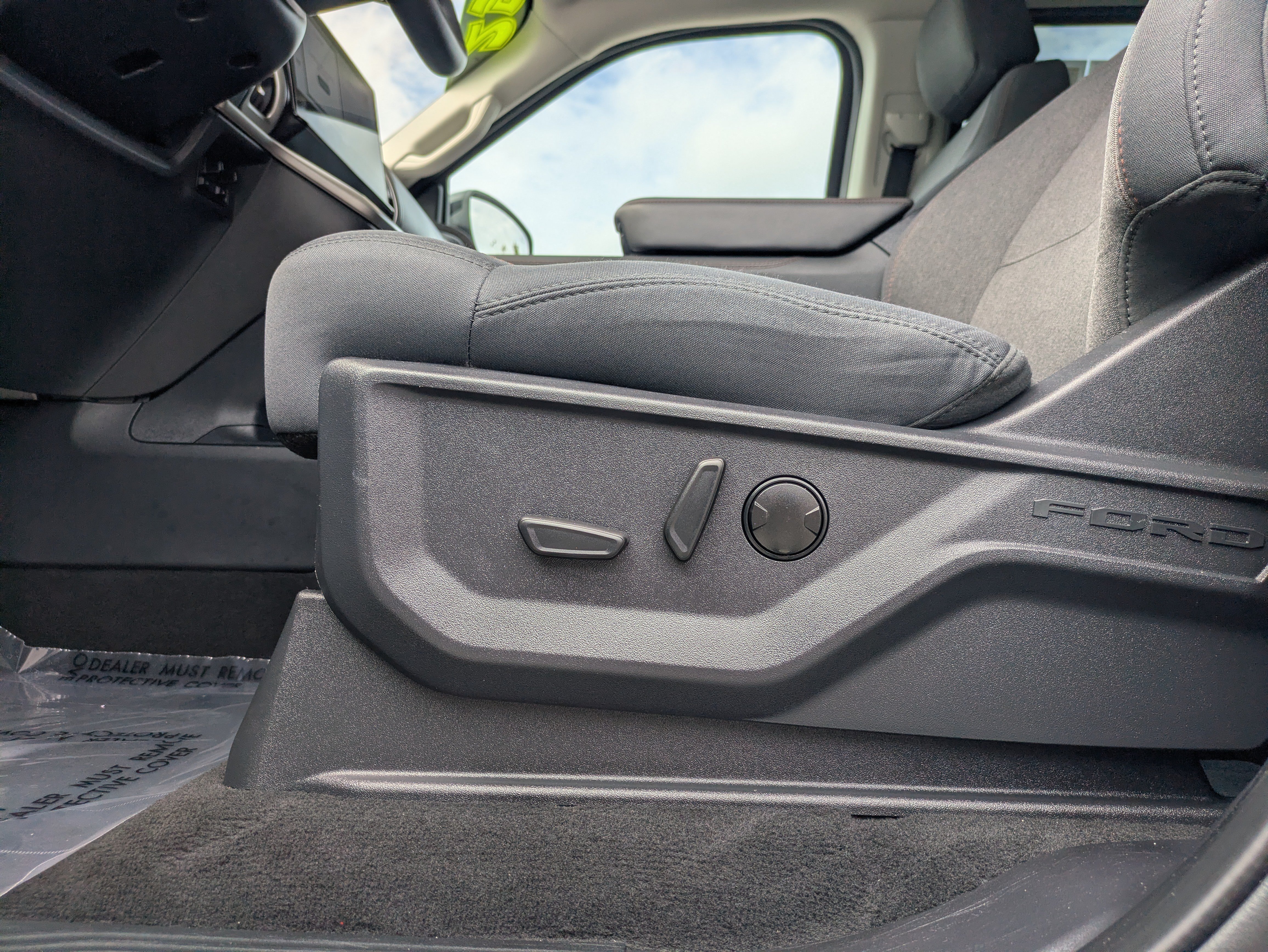 Certified 2025 Ford Expedition Active RWD image 31