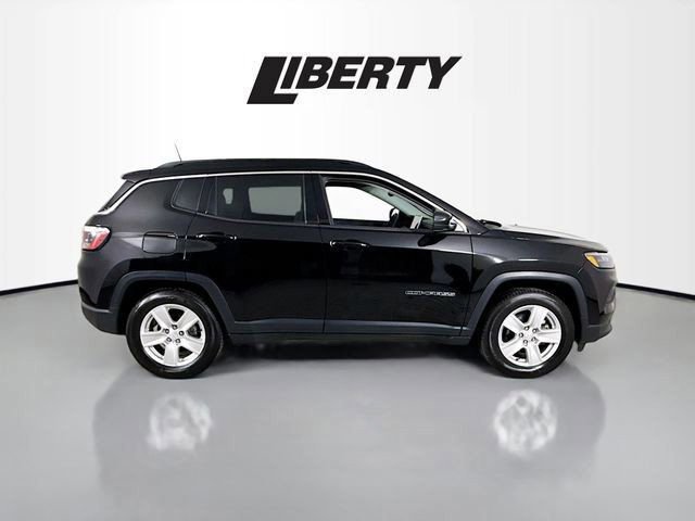 Used 2022 Jeep Compass Latitude image 6