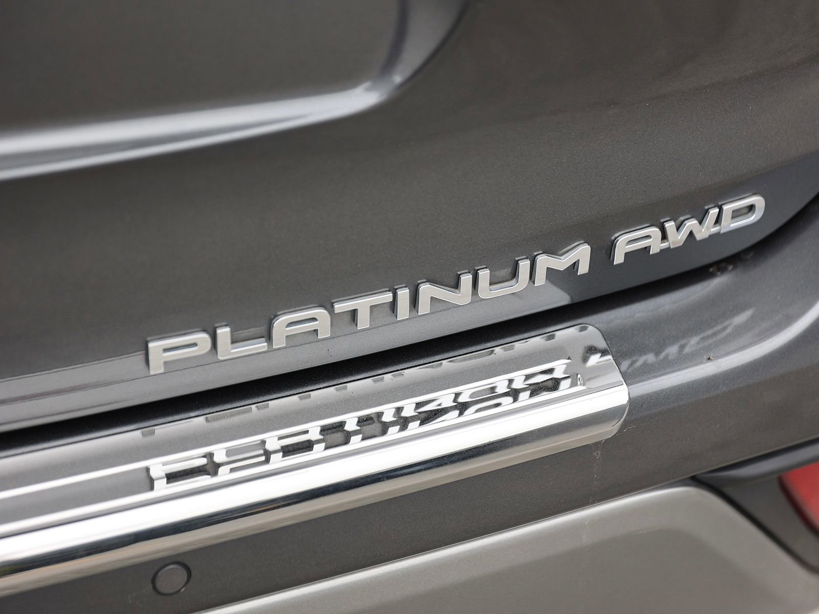 Used 2023 Toyota Highlander Platinum AWD/4WD image 10