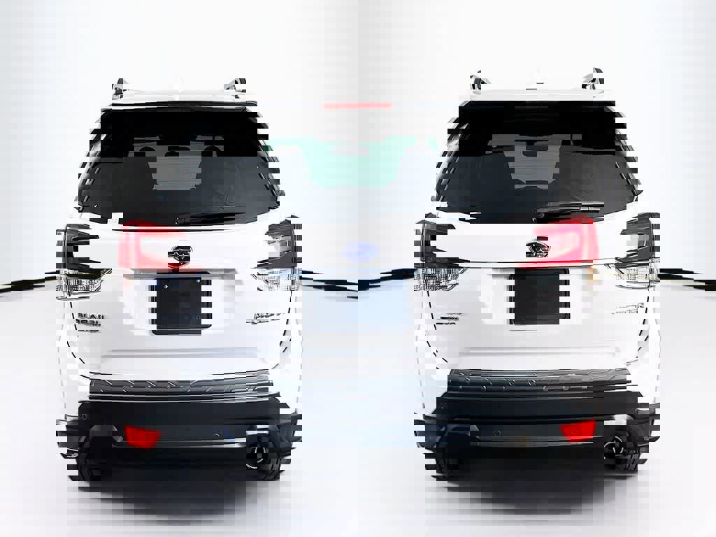 Used 2023 Subaru Forester Limited image 4