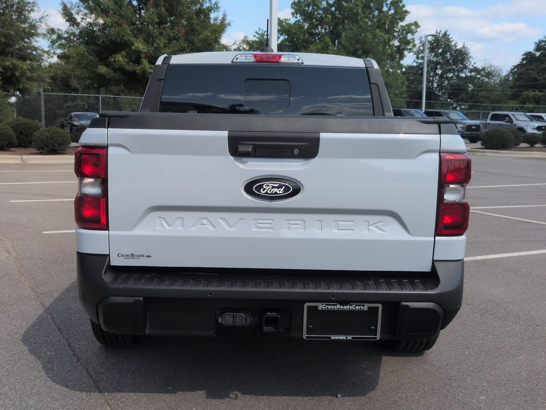 Certified 2025 Ford Maverick Lariat w/ 4K Tow Package AWD/4WD image 5