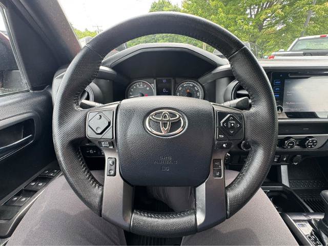 Used 2019 Toyota Tacoma TRD Off-Road AWD/4WD image 17