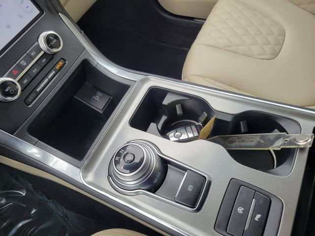 Certified 2024 Ford Edge Titanium AWD/4WD image 19