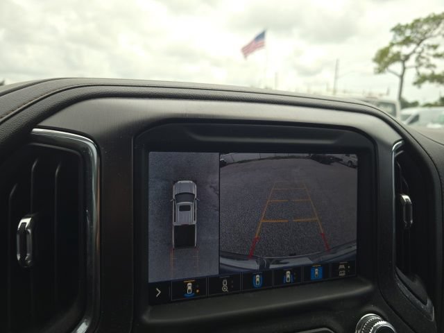 Used 2020 GMC Sierra 1500 AT4 w/ AT4 Premium Package AWD/4WD image 17