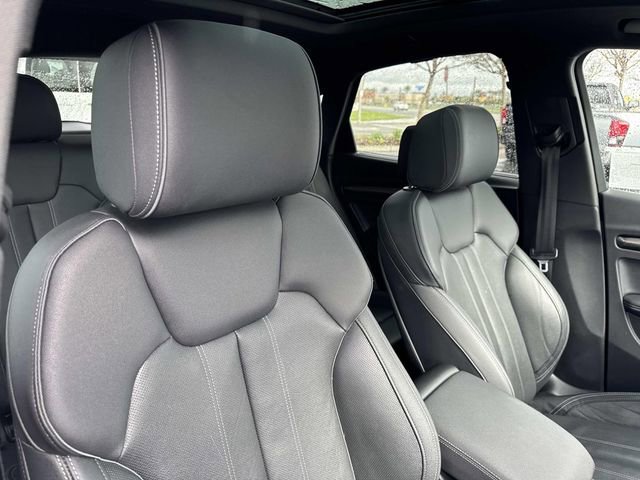 Used 2022 Audi SQ5 Prestige AWD/4WD image 37
