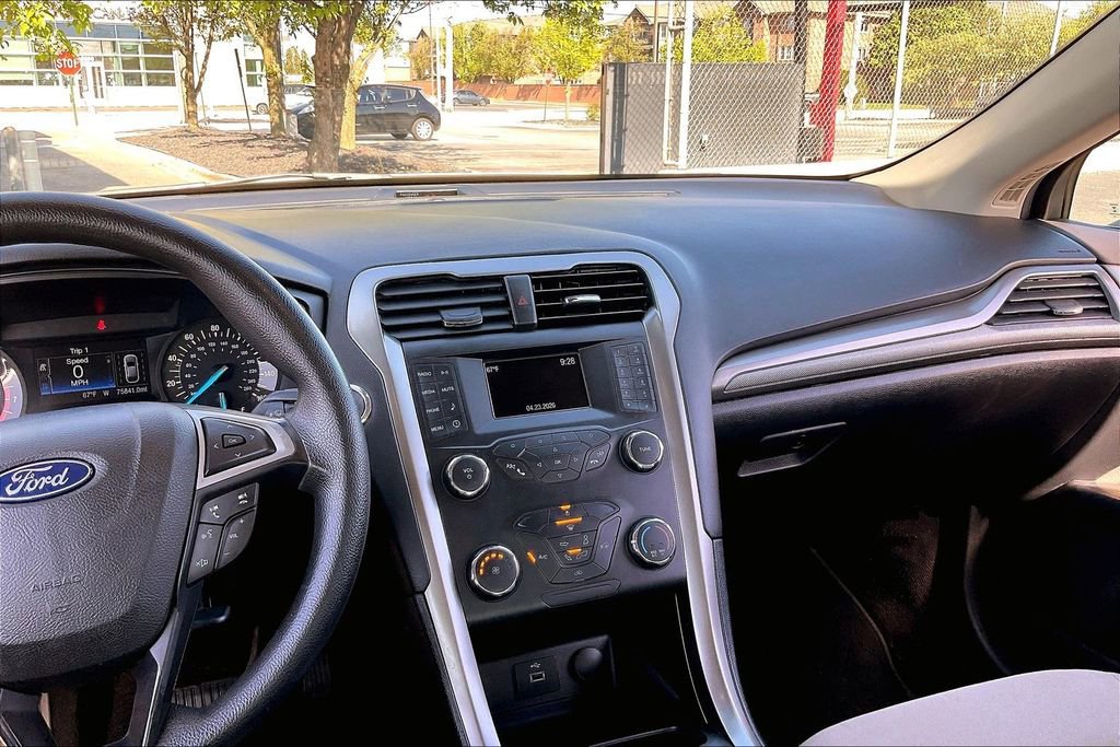 Certified 2019 Ford Fusion S FWD image 5