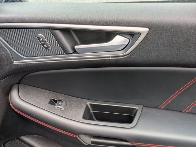 Certified 2024 Ford Edge ST-Line AWD/4WD image 36