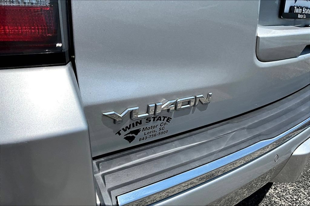 Used 2017 GMC Yukon Denali w/ Open Road Package AWD/4WD image 26