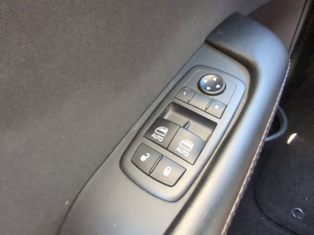 Used 2020 Dodge Challenger SXT w/ Blacktop Package image 28