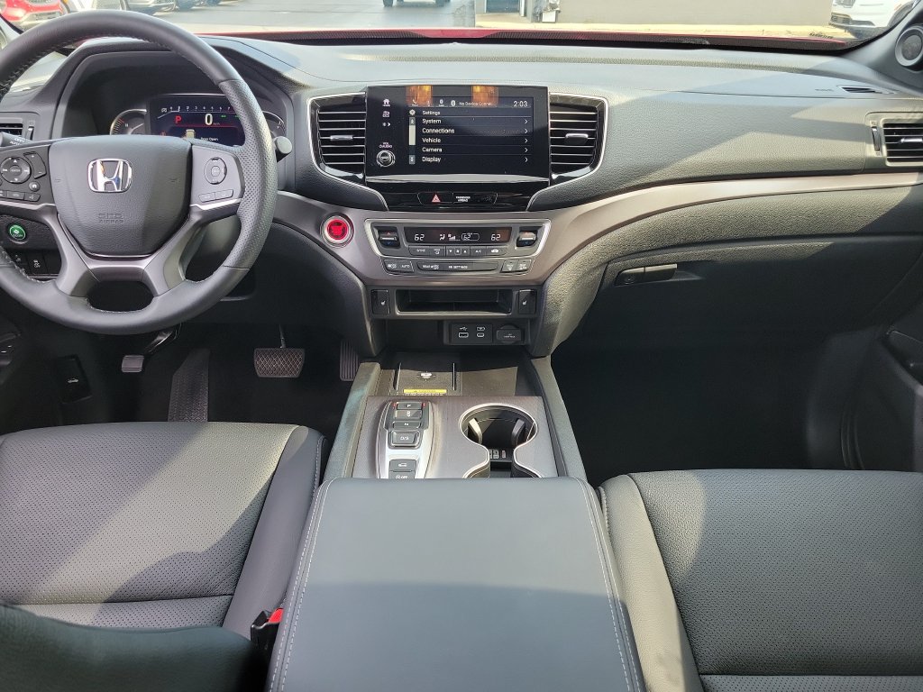Used 2025 Honda Passport EX-L image 12