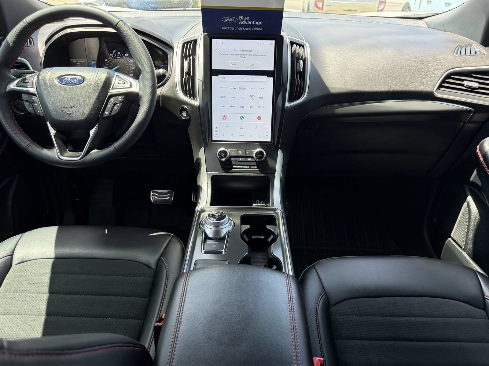 Certified 2024 Ford Edge ST-Line AWD/4WD image 17
